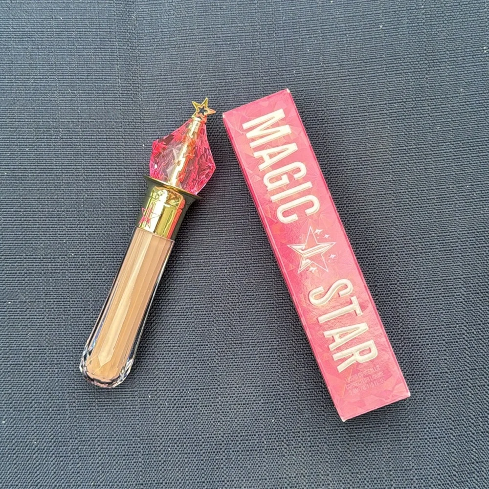 Jeffree Star C19 Magic Star Concealer